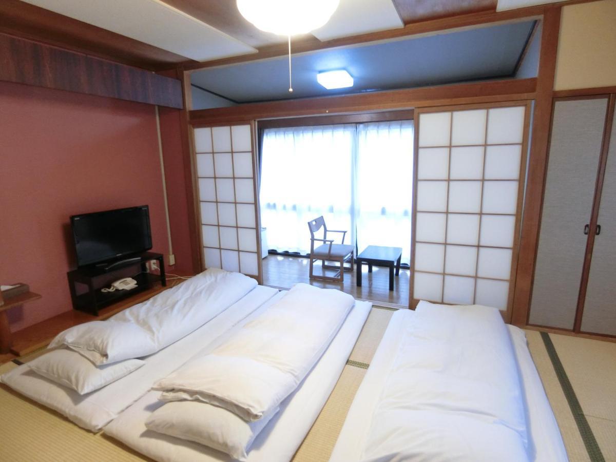 Nogami Honkan Beppu Rom bilde