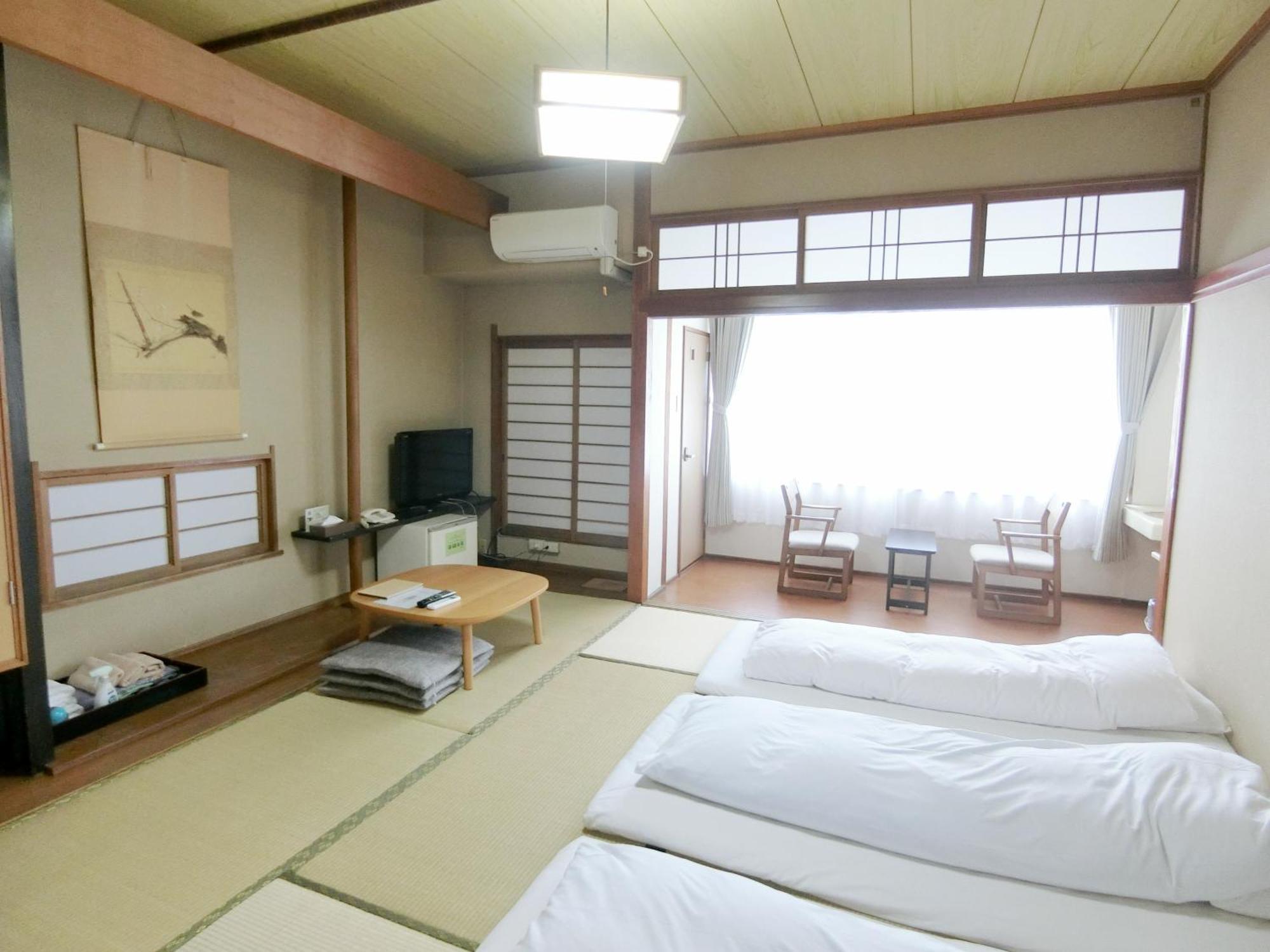 Nogami Honkan Beppu Rom bilde