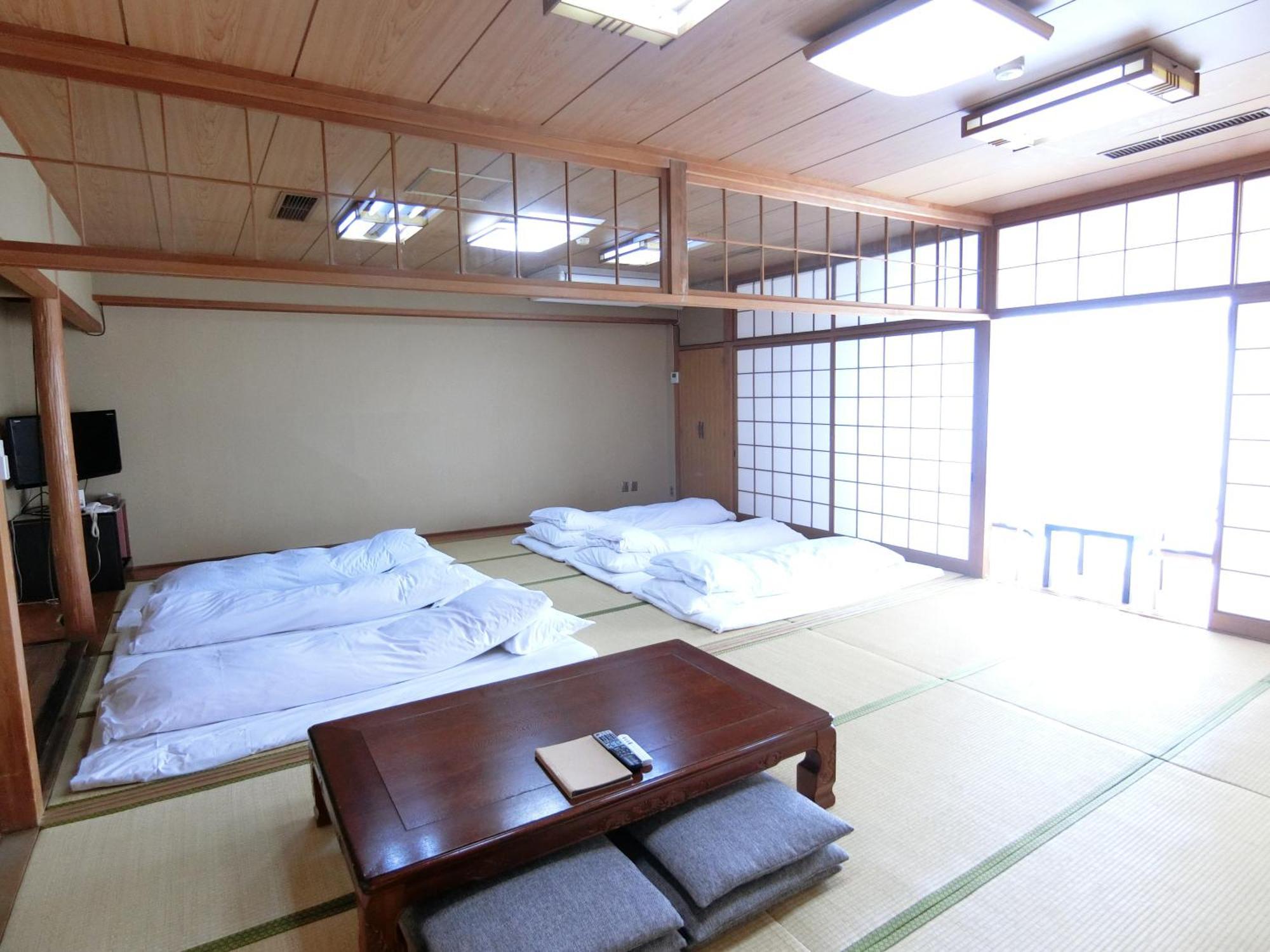 Nogami Honkan Beppu Rom bilde